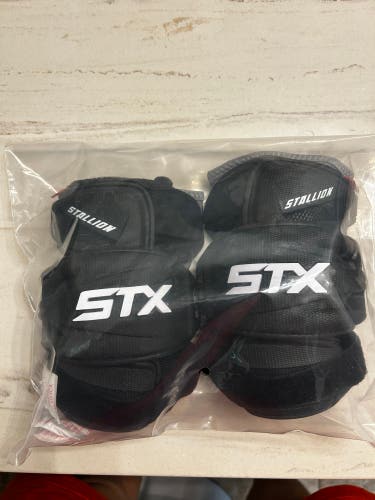 Extra Large (XL) Adult STX Stallion 900 Arm Pads (New)