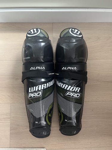 Senior Warrior Alpha Pro 14" Shin Pads 2024 (Used)