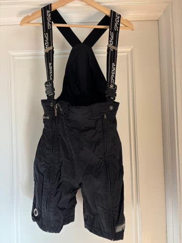 Black Unisex Youth Size 16 Spyder Training Shorts (Used)