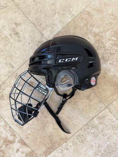 Medium CCM Super Tacks X Helmet (Used)