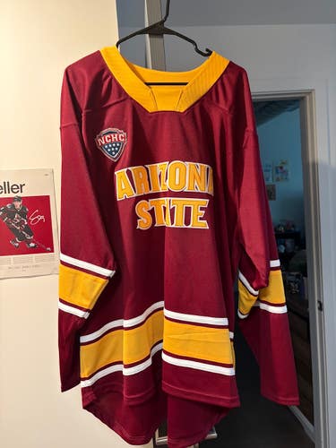 Men's Arizona State NCAA Hockey Jersey (Used) - CCM Size XL