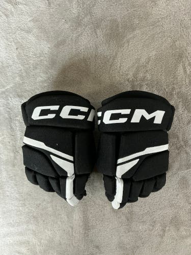 Black Youth CCM Next Gloves 9" (Used)