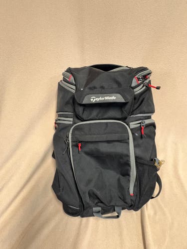 Black Adult Unisex Large/Extra Large TaylorMade Backpack (Used)