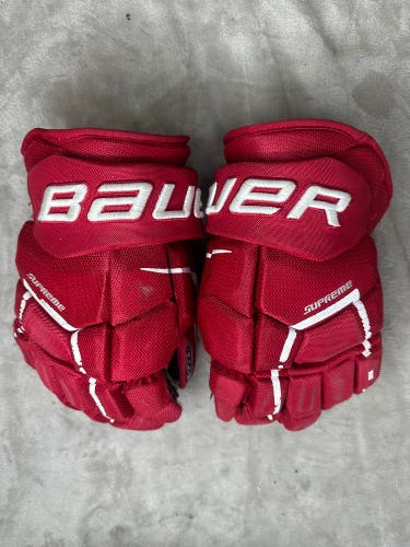 Red Senior Bauer Supreme 3S Pro Gloves 14" (Used)