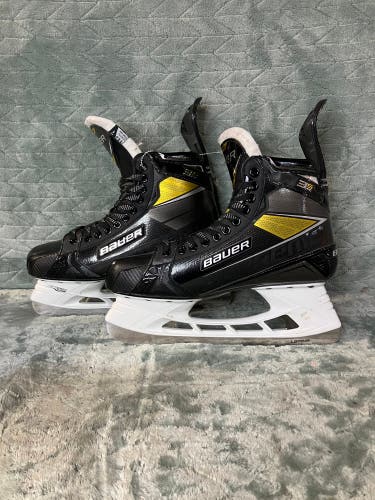 Senior Bauer Supreme 3S Pro Hockey Skates 11.5 (Used)