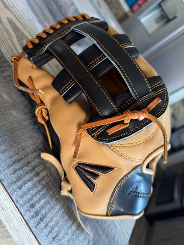 Easton Professional Collection LH Outfield Baseball Glove 12.75" (New)
