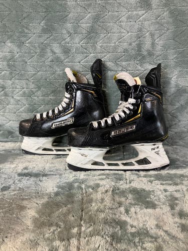 Junior Bauer Ignite Pro+ Hockey Skates Regular Width Size 3.5 (Used)