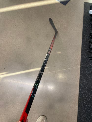 Senior True Catalyst Px Left Hand Hockey Stick 90 Flex Pro Stock (New)