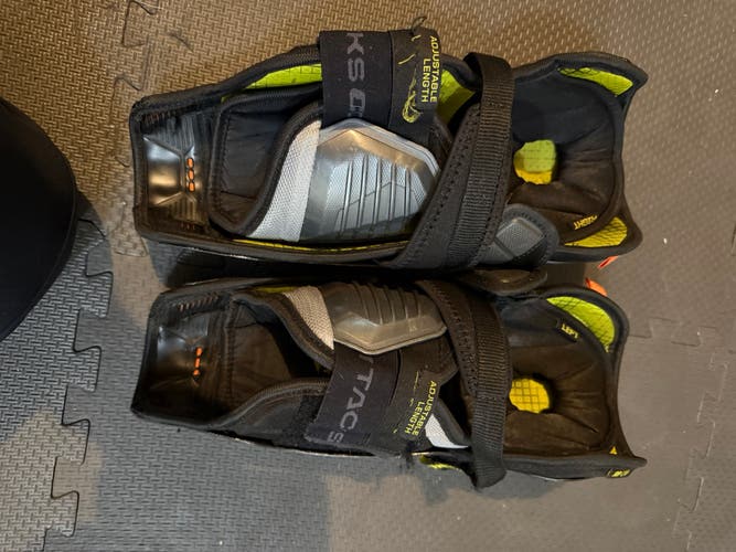 Intermediate CCM XF Pro 12" Shin Pads (Used)