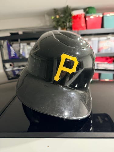 Pittsburgh Pirates Left Handed Batting Helmet 7 3/8