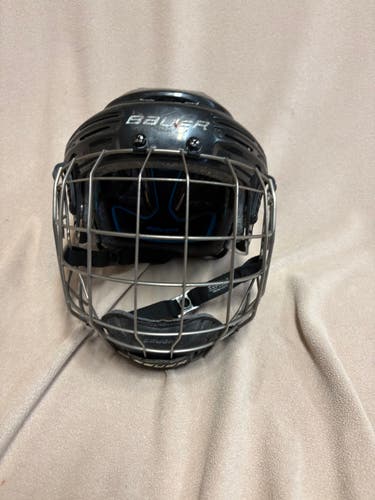 Medium Bauer BHH7500 Helmet (Used)