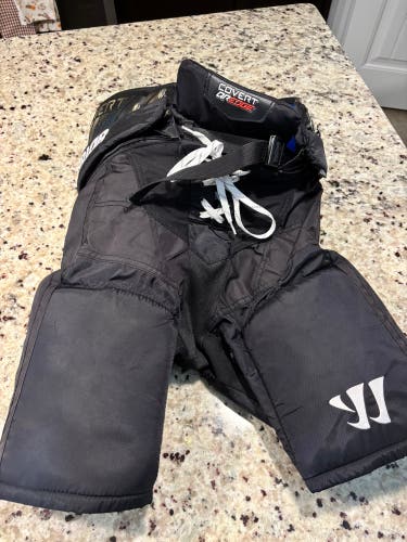 Junior Large Warrior Covert QR Edge Hockey Pants (Used)