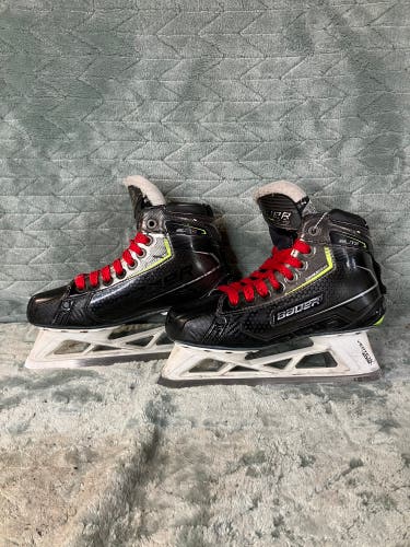 Senior Bauer Elite Hockey Goalie Skates 5.5 (Used)