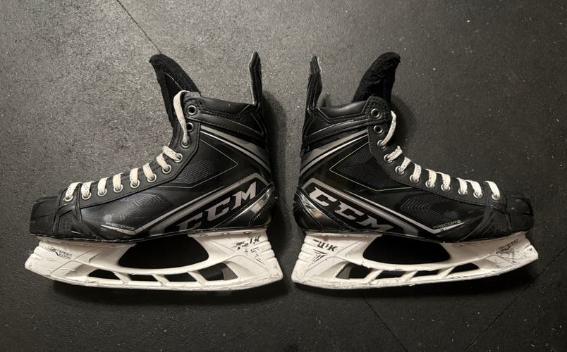 CCM Ribcor 80k Hockey Skates Regular Width Pro Stock sz 8.5 D