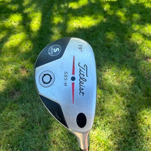 Titleist 585.H 3 Hybrid 19 Aldila NV 85 Stiff Flex 40.5"