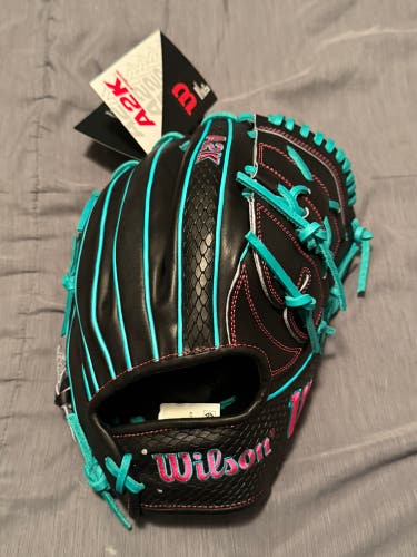 2025 Wilson A2K RH Pitcher's Baseball Glove 12" (New)