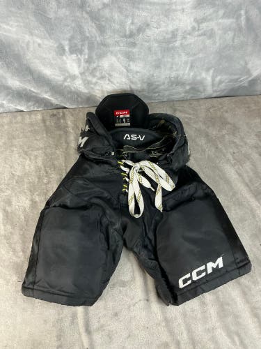 Black Junior Small CCM Tacks AS-V Hockey Pants (Used)