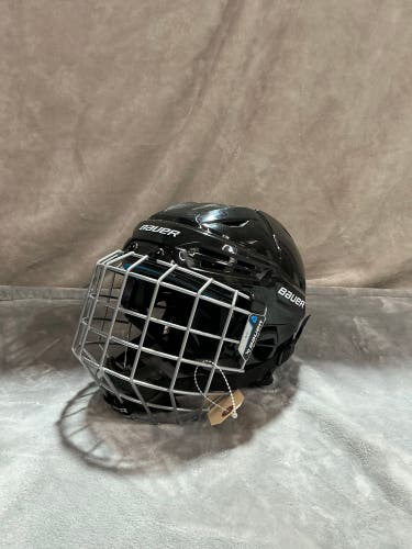 Black Small Bauer Re-Akt 55 Helmet (Used)