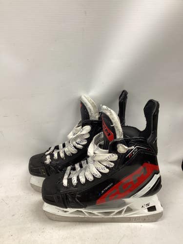 Used CCM JETSPEED FT670 SKATE Senior Hockey Skate Senior 5.5 11851-S000053691
