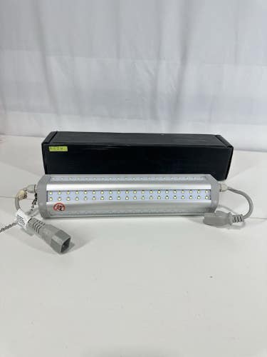 #524 37262 Skyline LED PictureCube Light Cracked, Tested & Working See Photos
