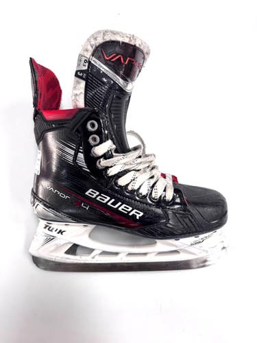 Used Bauer VAPOR X4 Intermediate Hockey Skate Intermediate 6.5 11860-S000316928