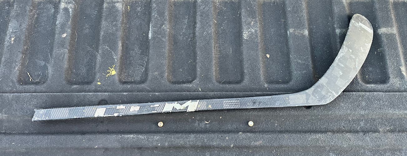 *BROKEN CCM FT Ghost Hockey Stick -Right