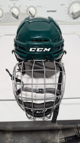 Large CCM Tacks 910 Helmet (Used)