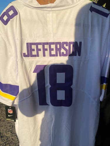 White Medium Adult Unisex Nike Jersey (New) Justin Jefferson