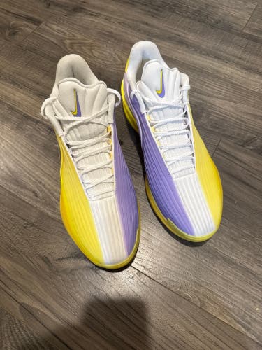 Men's Size M 10.5 (W 11.5) Nike GT Cut Shoes (New)