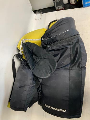 Used Sher-wood RE4 Junior Pant Black LG 11823-S000042270