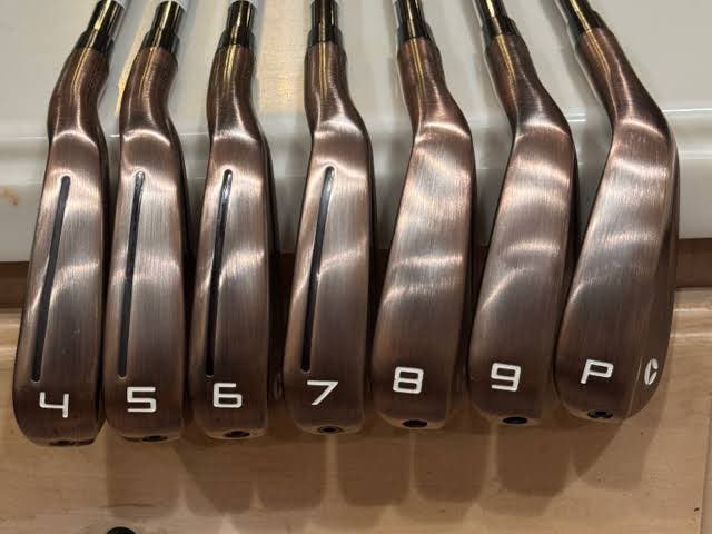 2024 TaylorMade TaylorMade P790 Aged Copper Right Handed Iron Set Regular Flex (Used)