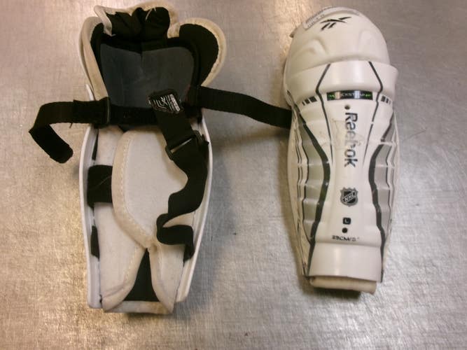 Used Reebok NHL Youth Shin Guards White 9" 11339-S000207581