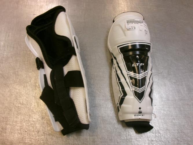 Used CCM LTP SHINS Youth Shin Guards White 8" 11339-S000207567