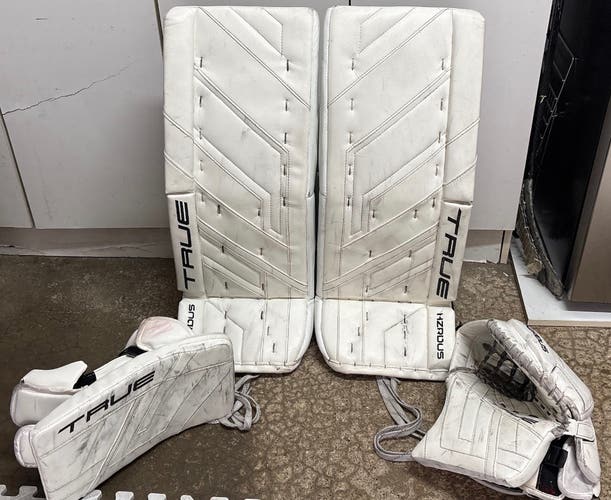 31" 2024 True HZRDUS Px4 Regular Goalie Full Set Pro Stock (Used)