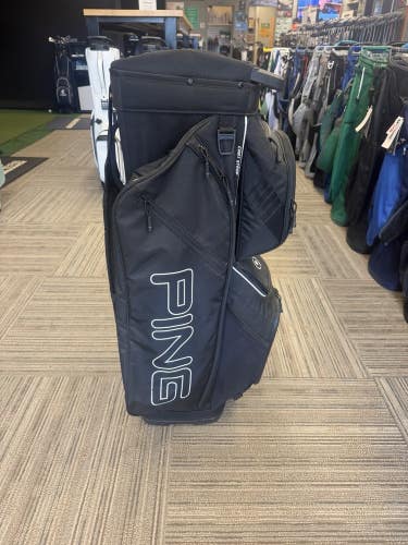 Ping Traverse Cart Bag (BLACK) Lightly Used
