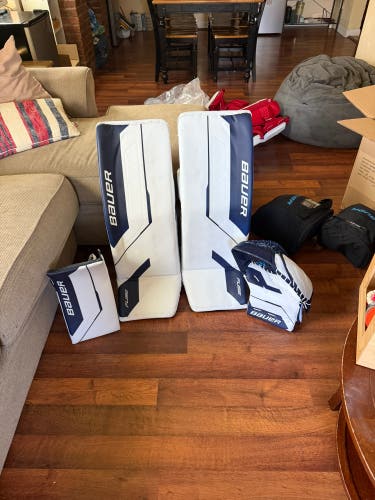 New Bauer Supreme Fuse 34+1 Goalie Full Set
