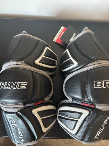 Large Adult Brine Triumph Arm Pads (New)