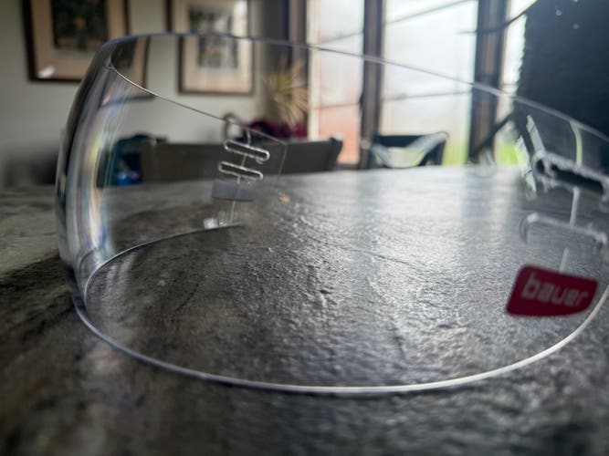 Bauer Regular Cut Visor (Used)