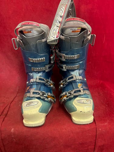 Ski boots: Nordica Olympia SM10 women's downhill ski boots
Size: 24/24.5cm
Length: 285mm
Flex: 80-90