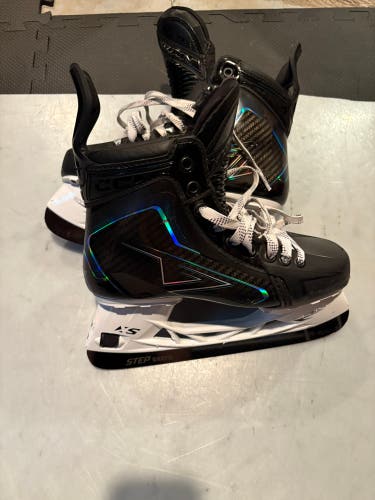 CCM VizionHockey Skates Extra Wide widht 
 Pro Stock Size 6.5 like new