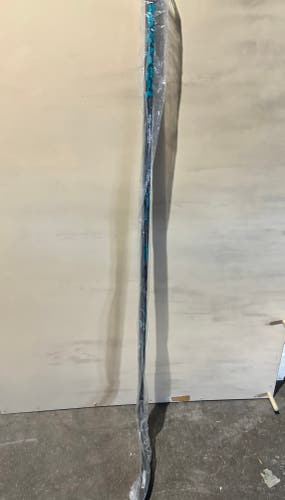 Senior Bauer Twitch Left Hand Hockey Stick P28 70 Flex (New)