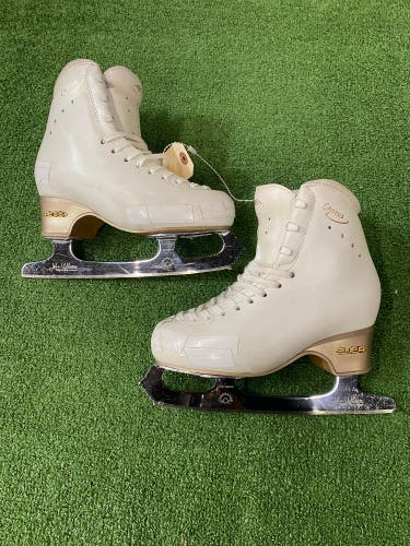 EDEA Chorus Figure Skates (230 - C)