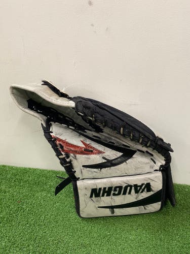 Youth Vaughn Velocity V5 Goalie Glove (Used)