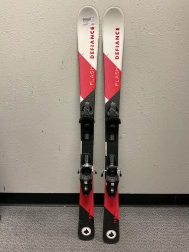 Used Defiance FLASH Boys DH Ski/Binding White/Black/Red 120 cm 11855-S000209927