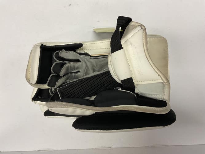 Used CCM AXIS 2.5 Junior Goalie Blocker White And Black 11855-S000209918