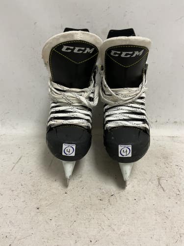 Used CCM TACKS 9350 Junior Hockey Skate Black Junior 04 11855-S000210169
