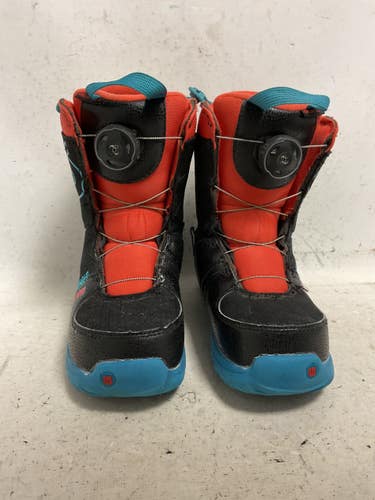 Used Burton GROM BOA Boys Snowboard Boots Black And Royal Blue Junior 02 11855-S000211265