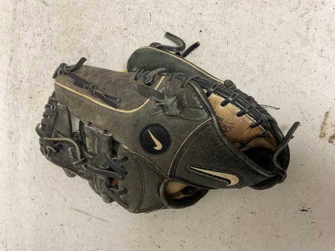 Used Nike PRO TRADITION BB/SB Glove RH Throw Black 11 1/2" 11855-S000211247