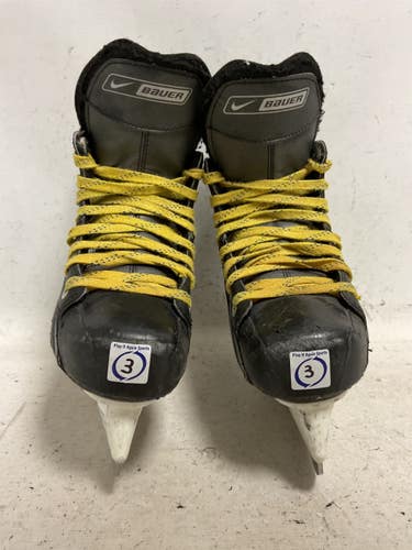 Used Bauer SUPREME ONE05 Junior Hockey Skate Junior 03 11855-S000210358