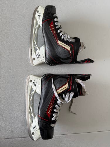 2015 CCM JetSpeed 280 Hockey Skates Regular Width 6 (Used)